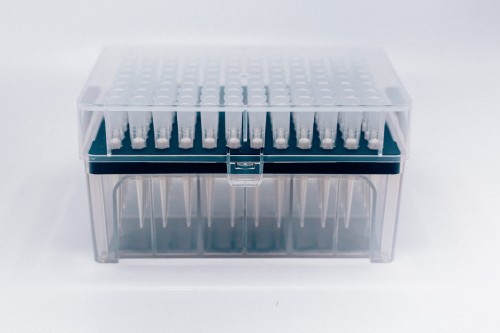 _MG_2921.jpg Końcówki do pipet niskoretencyjne, z filtrem 200ul